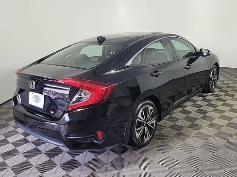 Used 2016 Honda Civic EX-L image 4