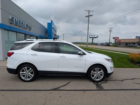 Used 2018 Chevrolet Equinox Premier FWD image 2