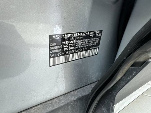 Used 2023 Mercedes-Benz EQB 300 4MATIC w/ Exclusive Package image 83