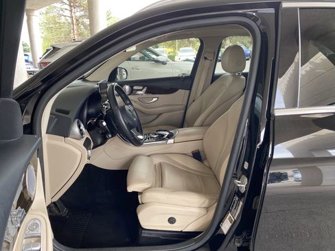 Used 2016 Mercedes-Benz GLC 300 image 29