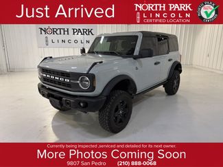 Used 2024 Ford Bronco Black Diamond AWD/4WD video 1