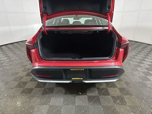 Used 2025 Kia K4 FWD image 27