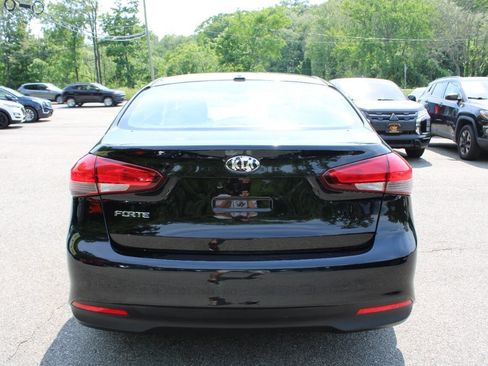 Used 2017 Kia Forte LX FWD image 9
