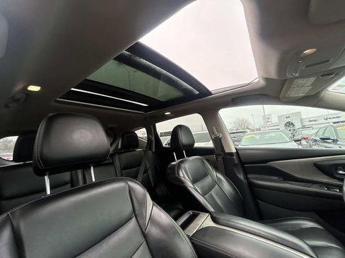 Used 2018 Nissan Murano SL w/ Moonroof Package image 19