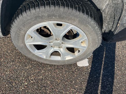 Used 2017 Jeep Renegade Limited image 8