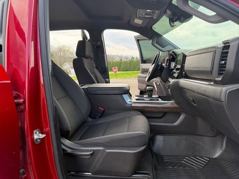 Used 2025 Chevrolet Silverado 1500 LT Trail Boss w/ Convenience Package II image 21