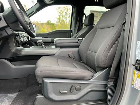 Used 2025 Ford F150 XLT w/ Equipment Group 302A MID image 4