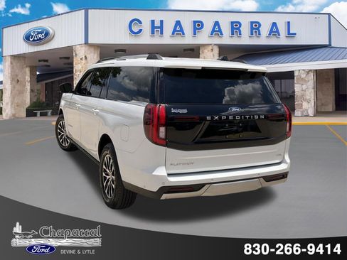 Used 2025 Ford Expedition Max Platinum AWD/4WD image 27