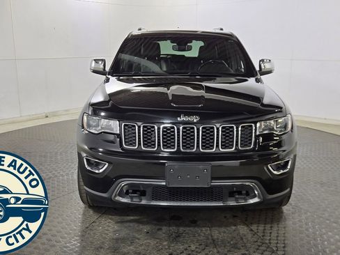 Used 2021 Jeep Grand Cherokee Limited w/ Trailer Tow Group IV AWD/4WD image 2