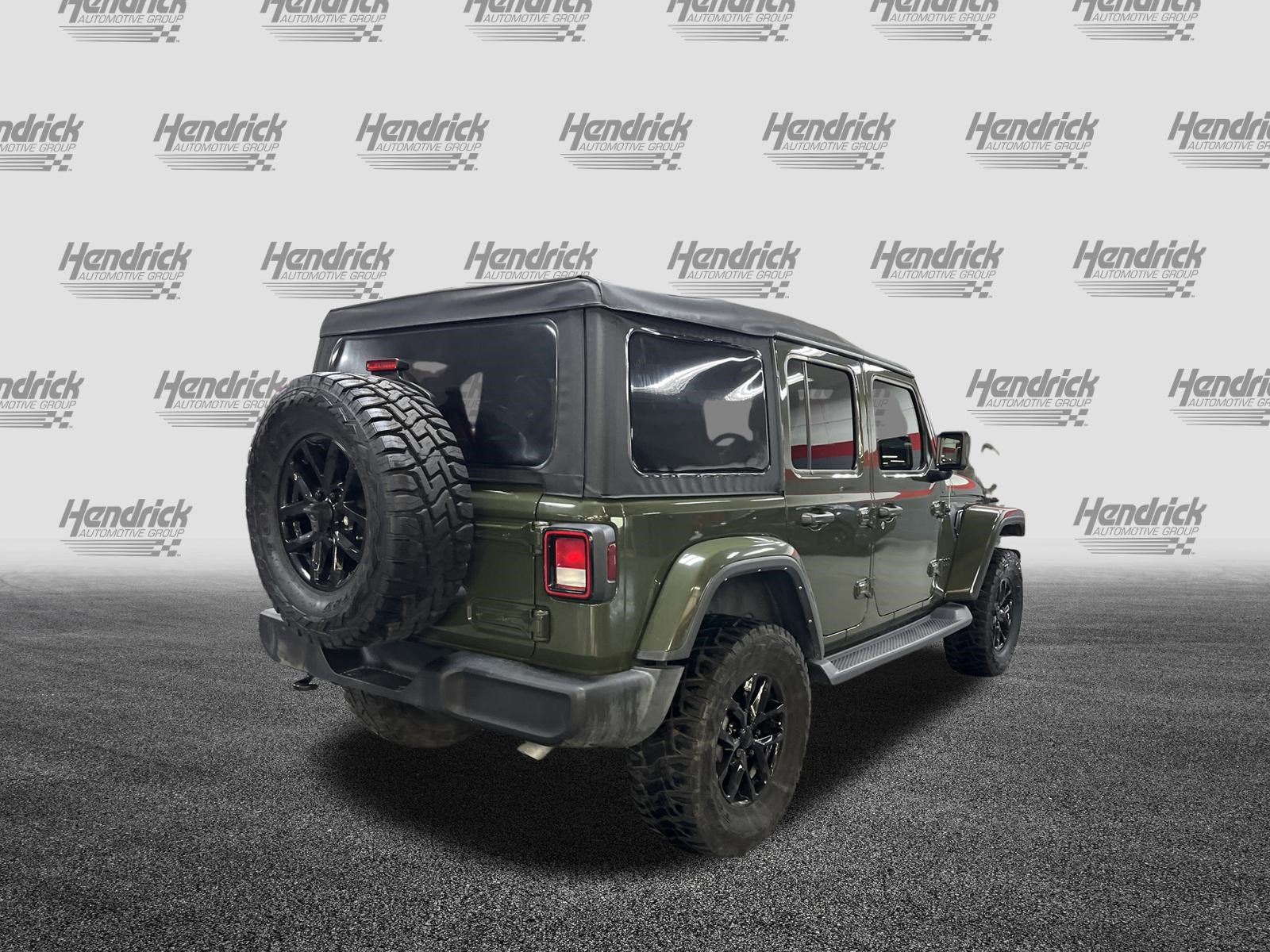 Used 2023 Jeep Wrangler Unlimited Sport AWD/4WD image 5