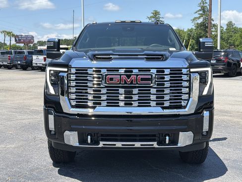 Used 2026 GMC Sierra 2500 Denali w/ Technology Package AWD/4WD image 6