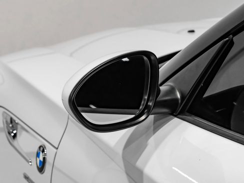 Used 2016 BMW Z4 sDrive28i w/ Technology Package RWD image 39