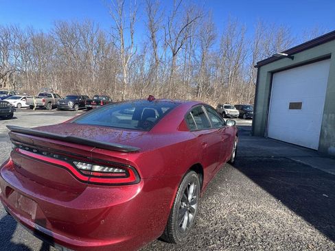 Used 2022 Dodge Charger SXT w/ Blacktop Package image 4
