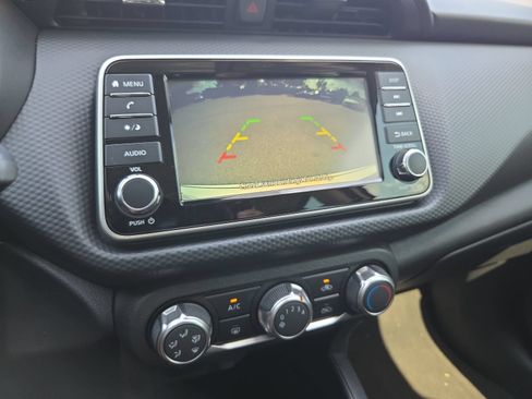 Used 2024 Nissan Kicks S FWD image 17