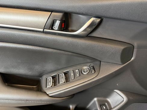 Used 2021 Honda Accord LX image 18