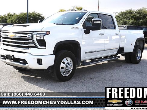 Used 2024 Chevrolet Silverado 3500 High Country w/ High Country Premium Package AWD/4WD image 3