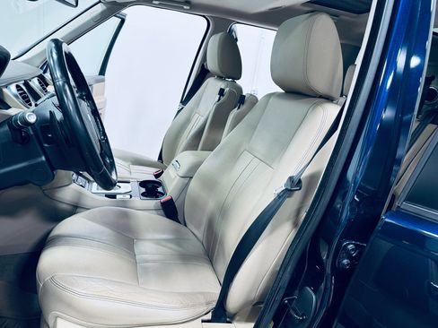 Used 2016 Land Rover LR4 HSE image 32