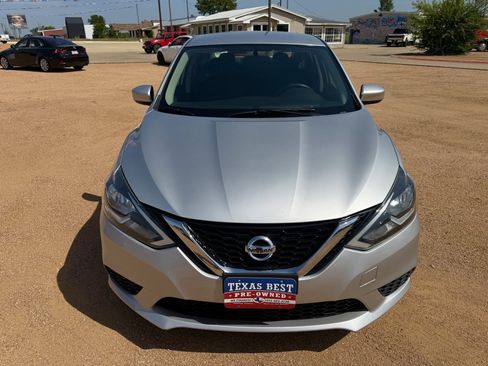 Used 2016 Nissan Sentra S FWD image 3