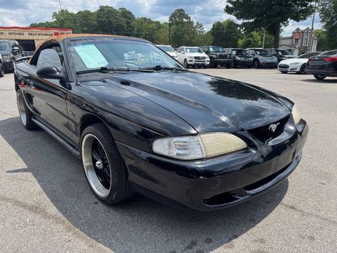 Used 1998 Ford Mustang GT RWD image 5