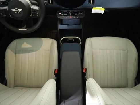 Used 2025 MINI Cooper Countryman SE w/ Comfort Package Max AWD/4WD image 15