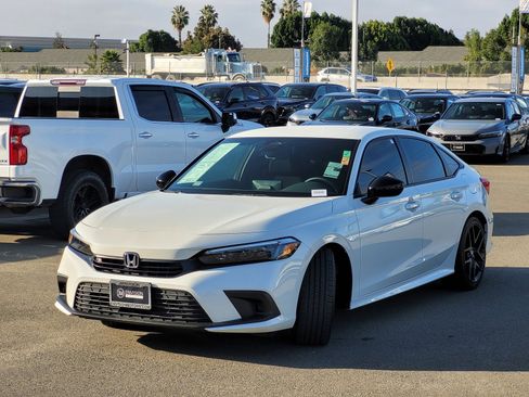 Certified 2024 Honda Civic Sport image 9