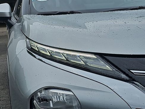 Used 2025 Mitsubishi Outlander SE AWD/4WD image 9