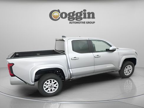 New 2026 Toyota Tacoma SR5 AWD/4WD image 24