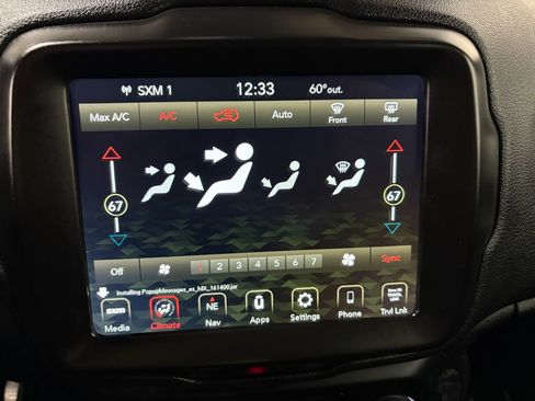 Used 2021 Jeep Renegade Latitude image 16