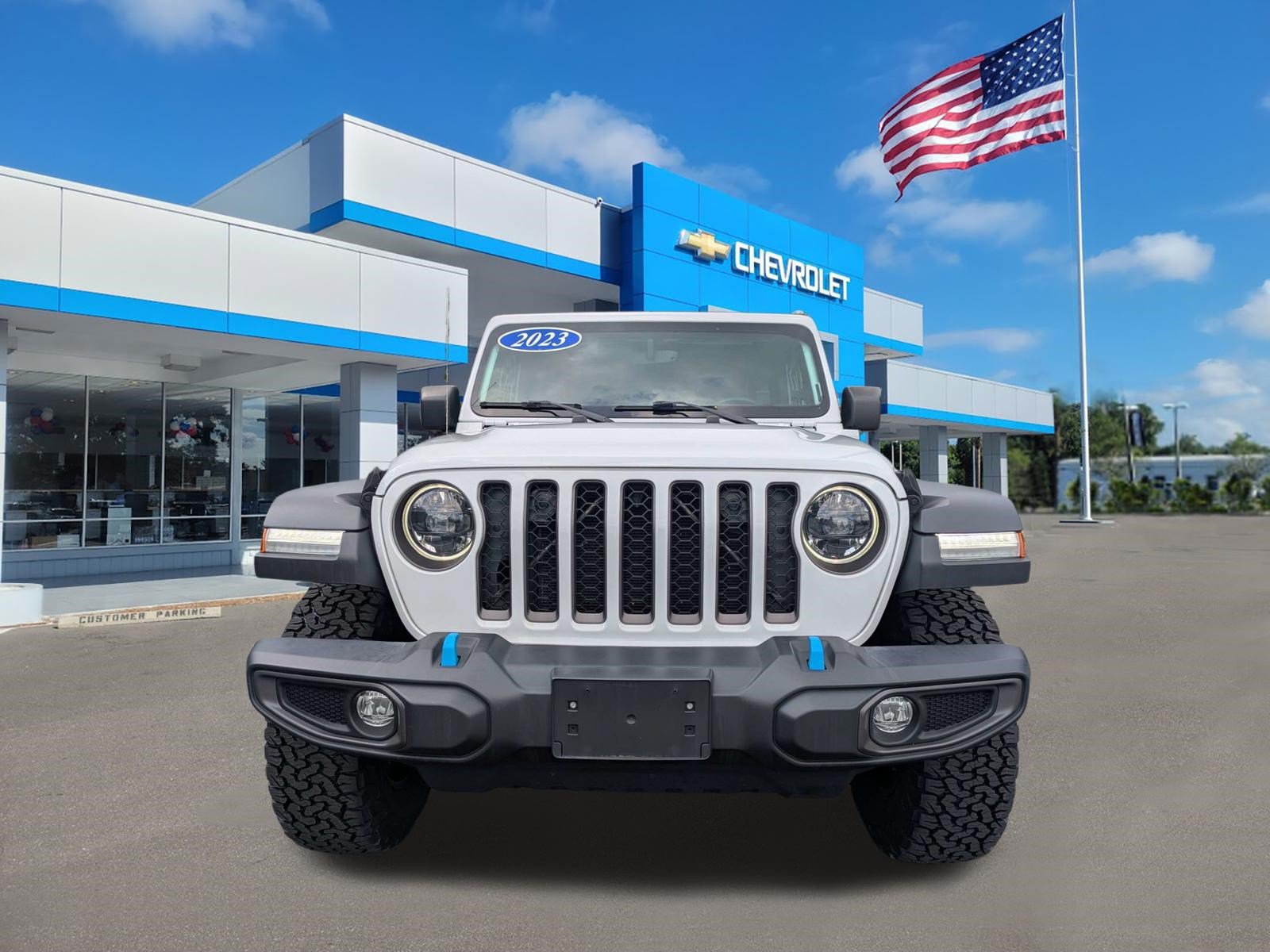 Used 2023 Jeep Wrangler Unlimited Rubicon 4xe w/ Cold Weather Group AWD/4WD image 8