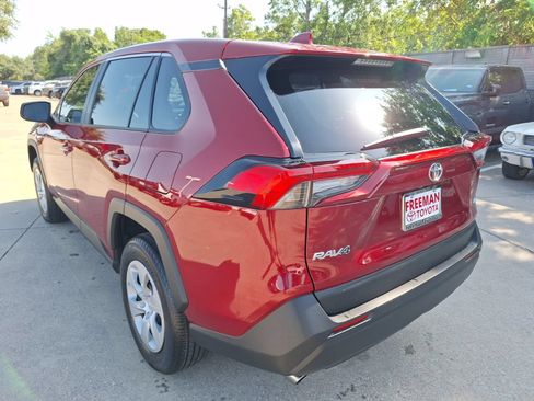 Used 2025 Toyota RAV4 LE FWD image 4