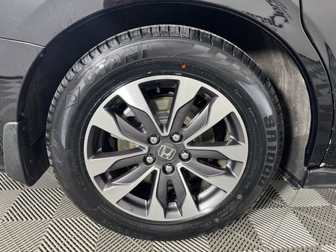 Used 2024 Honda Odyssey EX-L image 38