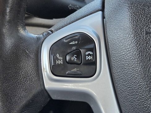 Used 2015 Ford Fiesta SE FWD image 32