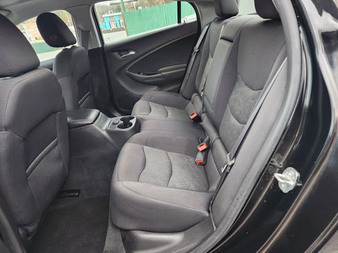Used 2017 Chevrolet Volt LT w/ Comfort Package image 18