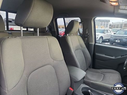 Used 2020 Nissan Frontier SV w/ Midnight Edition Floor Mats image 31