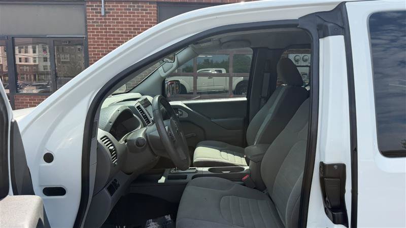 Used 2019 Nissan Frontier S RWD image 16