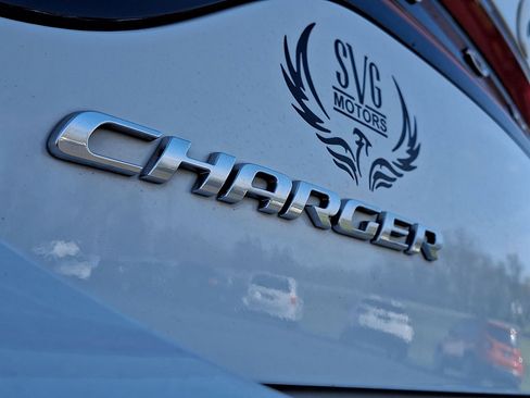 Used 2022 Dodge Charger SXT RWD image 23