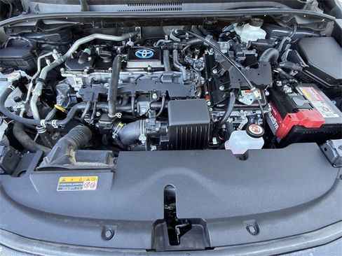 Used 2023 Toyota Corolla SE image 28