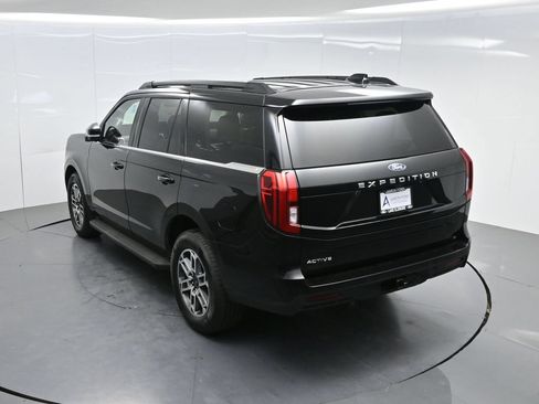 Used 2025 Ford Expedition Active RWD image 50
