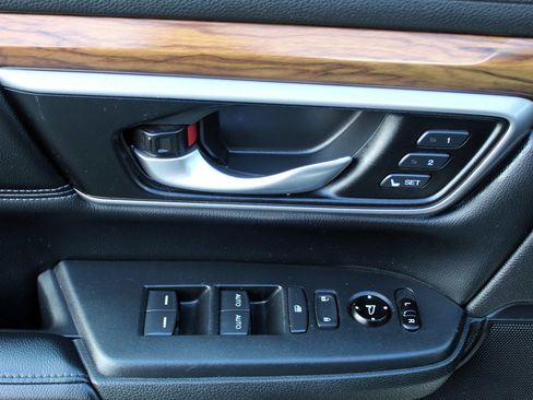 Used 2017 Honda CR-V EX-L image 9