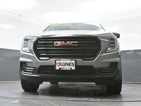 Used 2023 GMC Terrain SLE w/ Driver Convenience Package AWD/4WD image 55