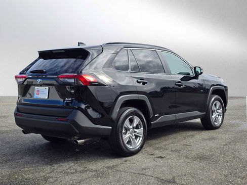 Certified 2025 Toyota RAV4 XLE image 7