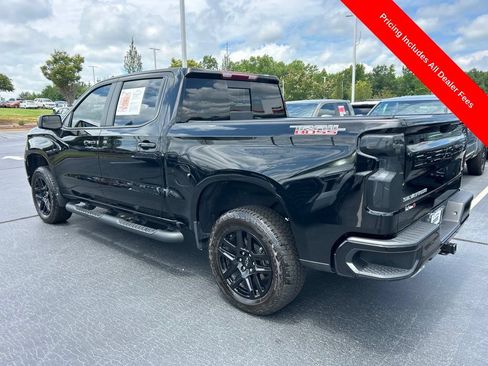 Used 2025 Chevrolet Silverado 1500 LT Trail Boss w/ Convenience Package II AWD/4WD image 18