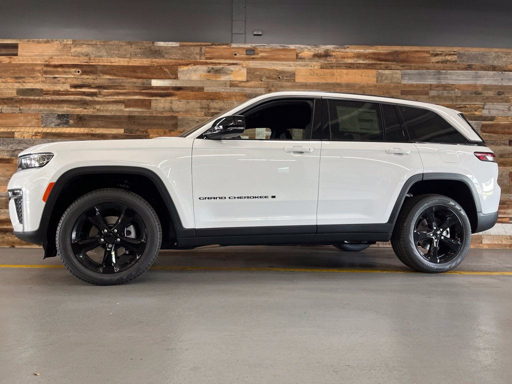 New 2026 Jeep Grand Cherokee Limited AWD/4WD image 43