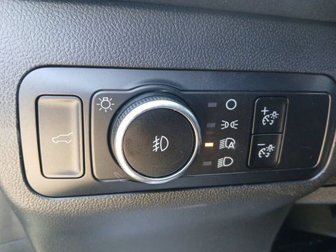 Used 2025 Ford Escape ST-Line Select AWD/4WD image 19