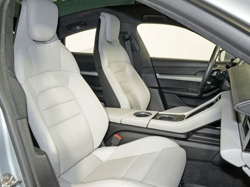 Certified 2020 Porsche Taycan Turbo AWD/4WD image 43
