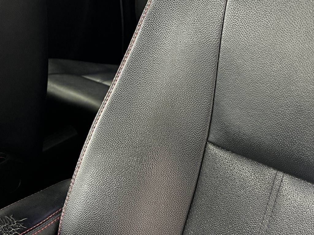 Used 2016 Dodge Grand Caravan R/T FWD image 17