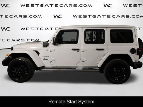 Used 2023 Jeep Wrangler Unlimited Sahara w/ Cold Weather Group AWD/4WD image 5