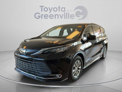 Used 2021 Toyota Sienna XLE