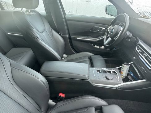 Used 2024 BMW 330i Sedan w/ M Sport Package image 3