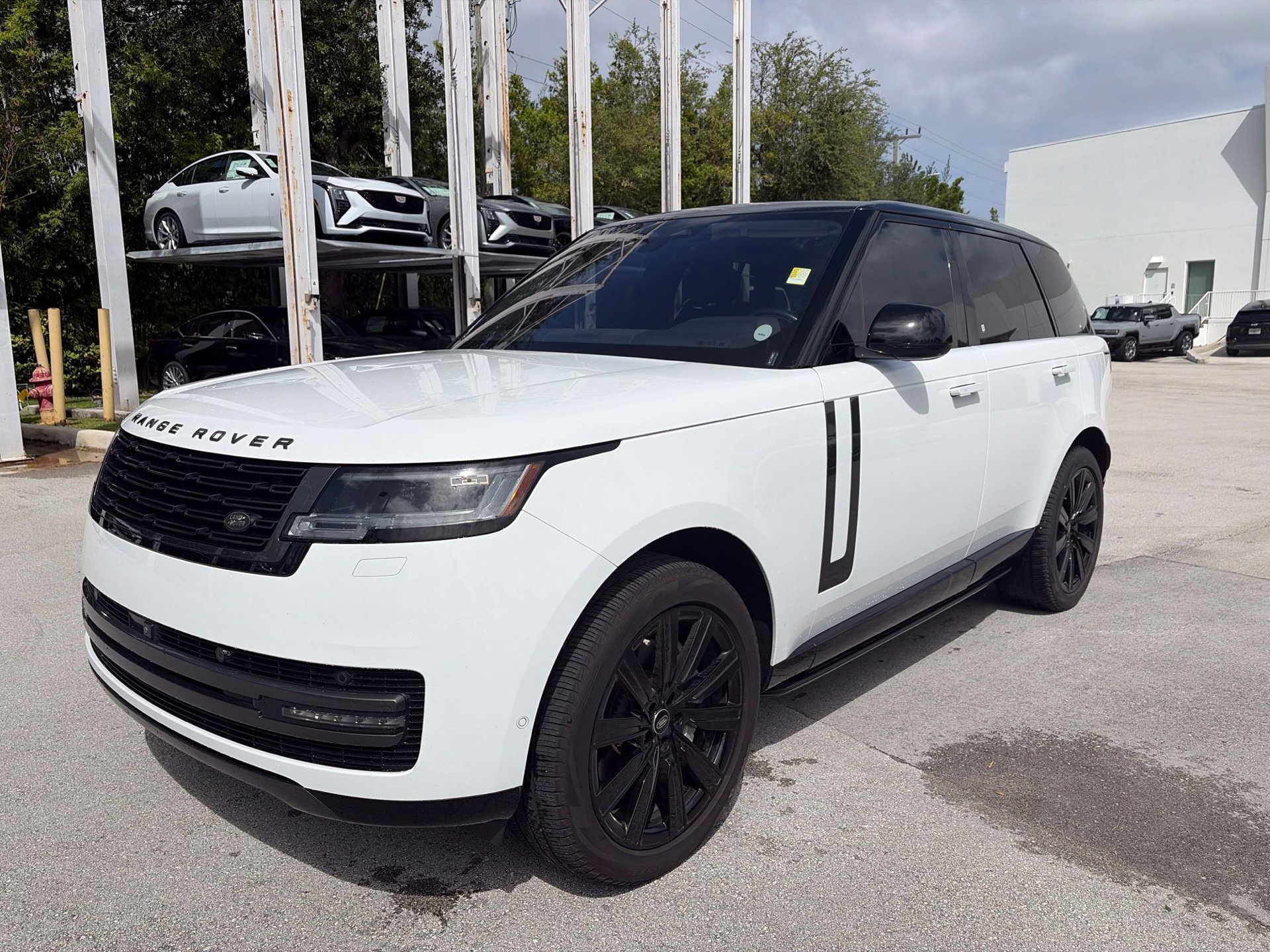Used 2023 Land Rover Range Rover SE AWD/4WD 360° Tour